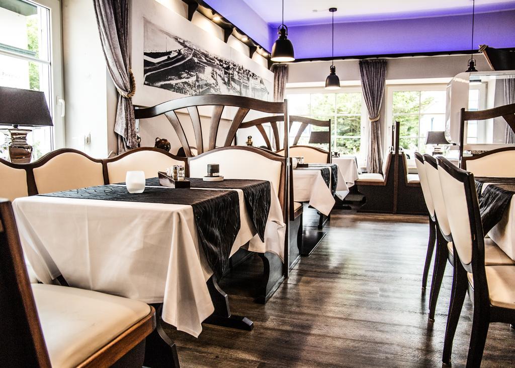 Hotel Tum Stueuermann Büsum Екстериор снимка