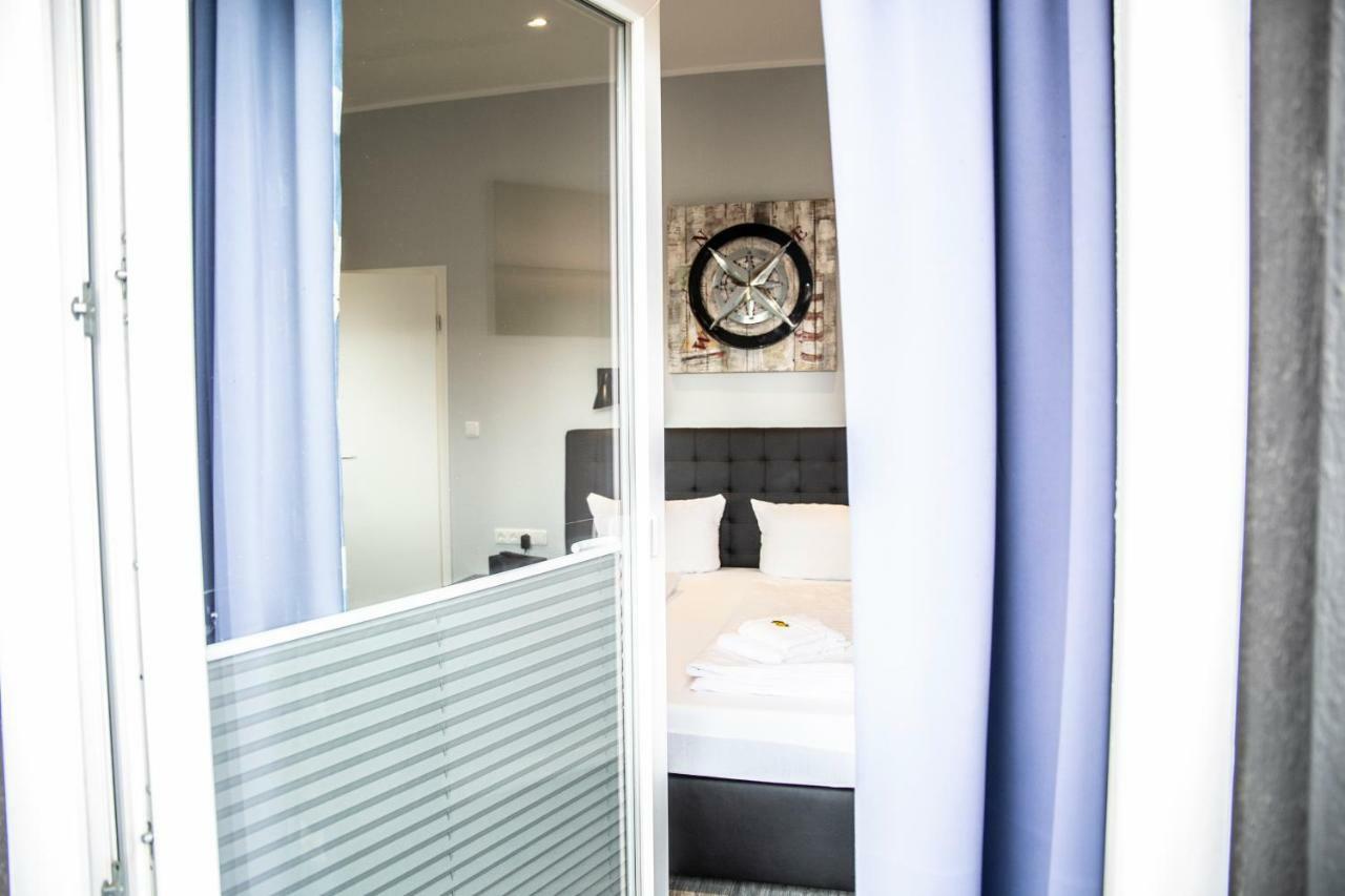 Hotel Tum Stueuermann Büsum Екстериор снимка