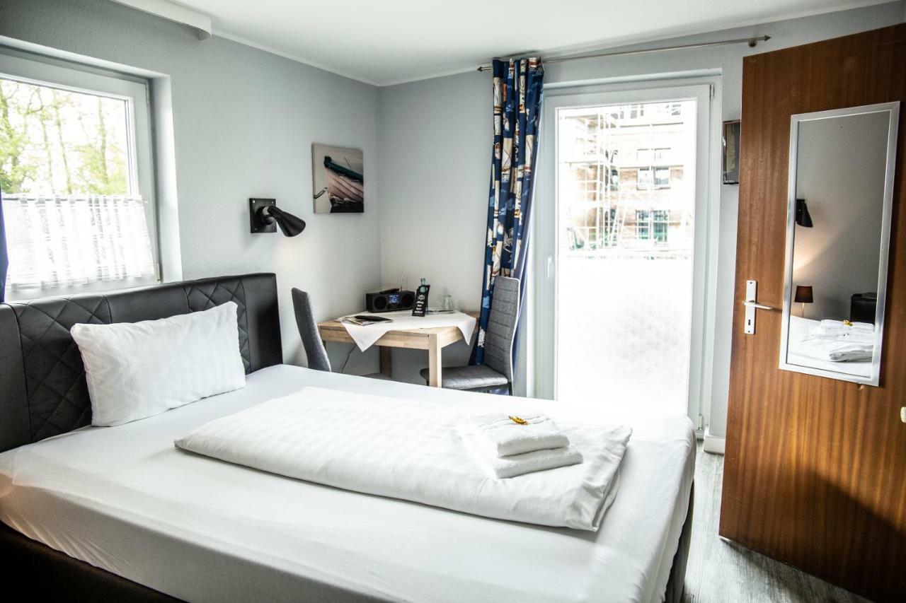 Hotel Tum Stueuermann Büsum Екстериор снимка
