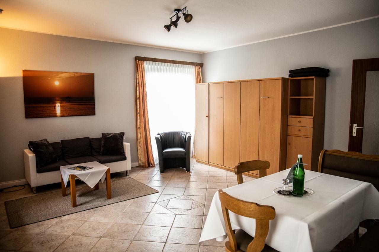 Hotel Tum Stueuermann Büsum Екстериор снимка