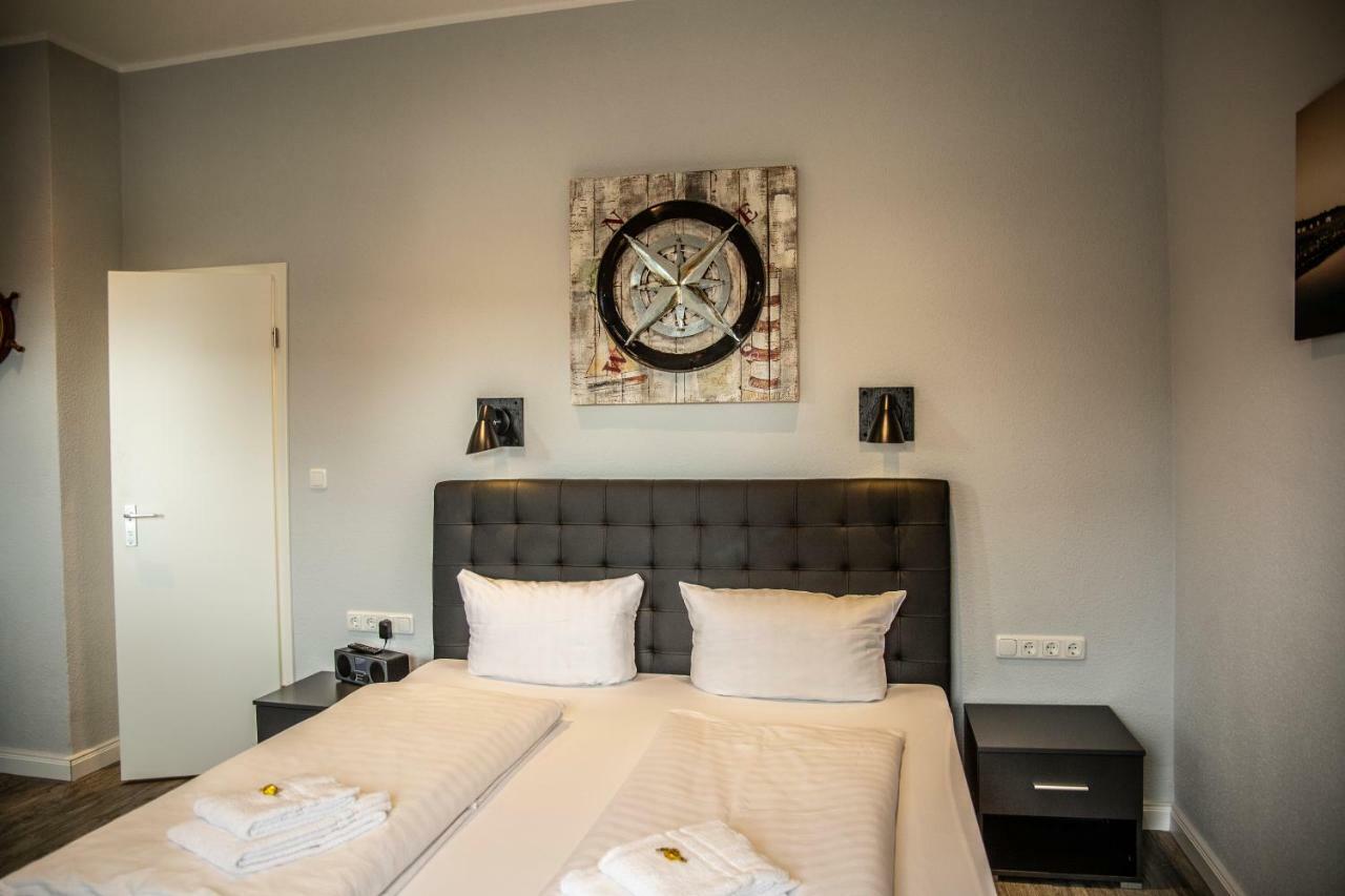Hotel Tum Stueuermann Büsum Екстериор снимка