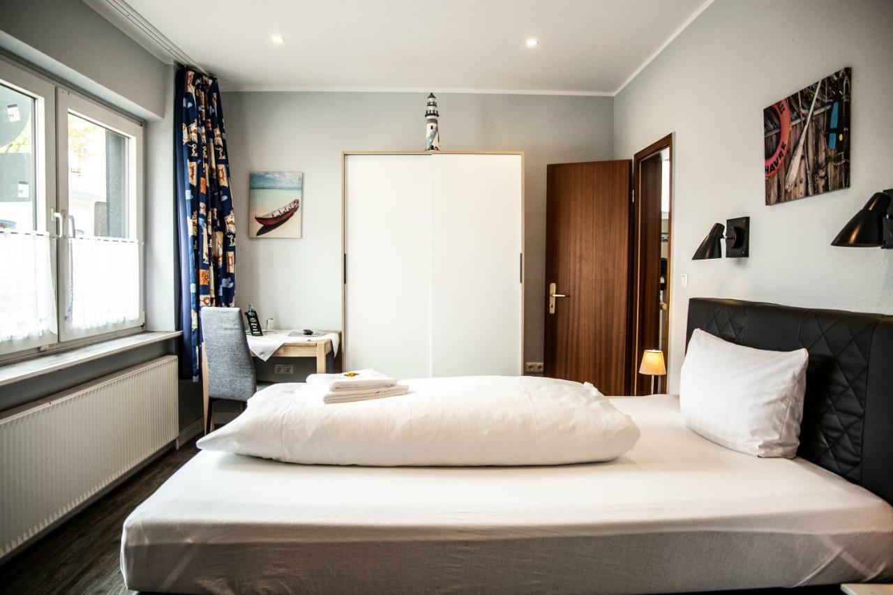 Hotel Tum Stueuermann Büsum Екстериор снимка